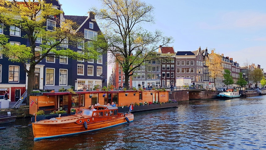 Du lịch tết âm lịch 2022 - Tour Pháp - Bỉ - Hà Lan từ Sài Gòn giá tốt