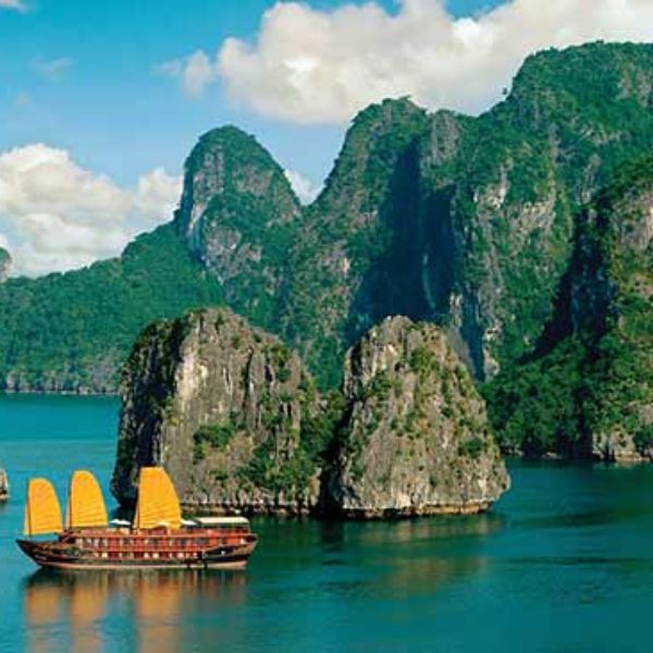 HÀ NỘI - HẠ LONG BAY - SAPA - FANSIPAN