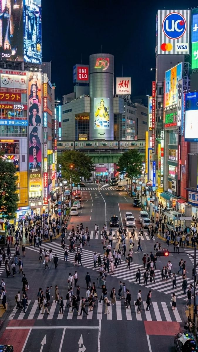 Shibuya - Giao lộ đông đúc nhất thế giới có gì đặc biệt?