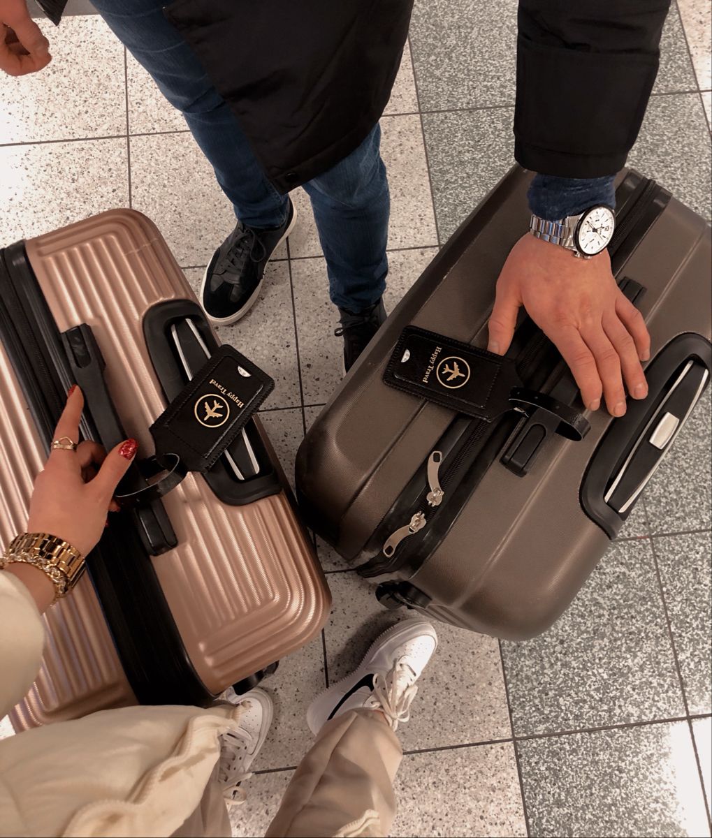 Du lịch tự túc với đi tour: nên chọn gì?