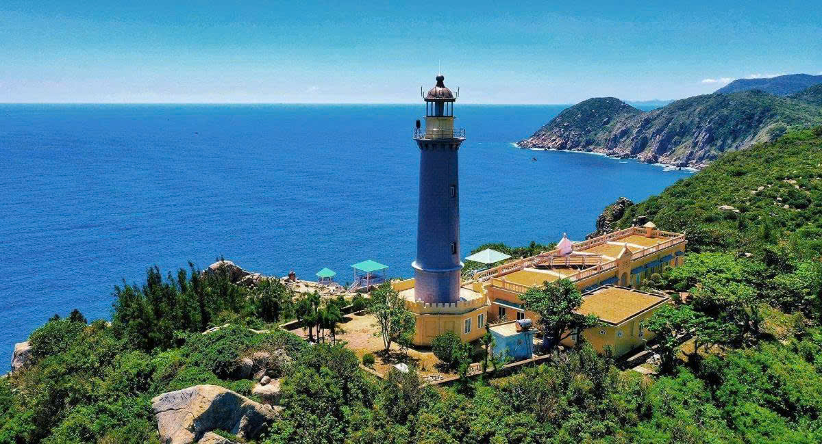 Vì sao Phú Yên ngày càng thu hút du khách yêu thiên nhiên?