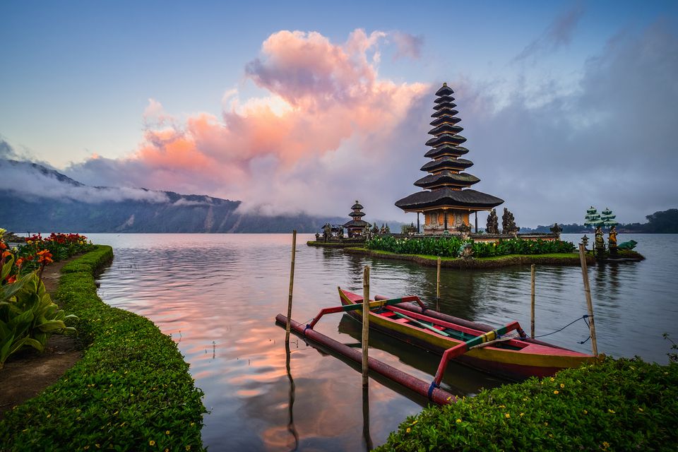 Du lịch Tết âm lịch 2022 Indonesia - Bali - Đền Tanah Lot từ Sài Gòn giá tốt